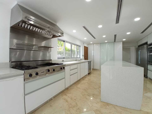 Imagen 12 de 29 de Se Vende Casa 900 M² 6h/7b/10pe La Lagunita