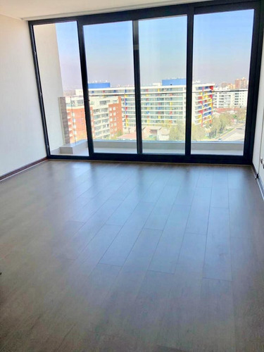 Casi Nuevo: Metro Hernando De Magallanes / Sek