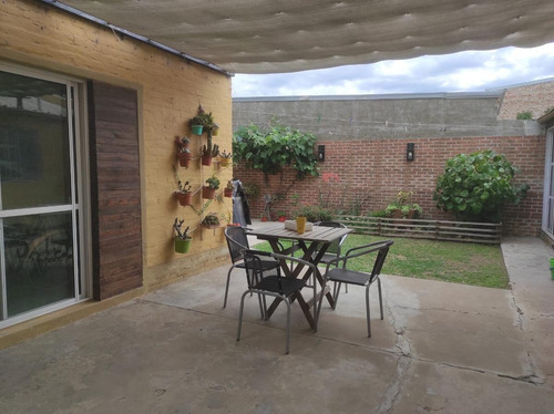 Imagen 7 de 10 de Se Vende Casa De 3 Dormitorios En Esperanza