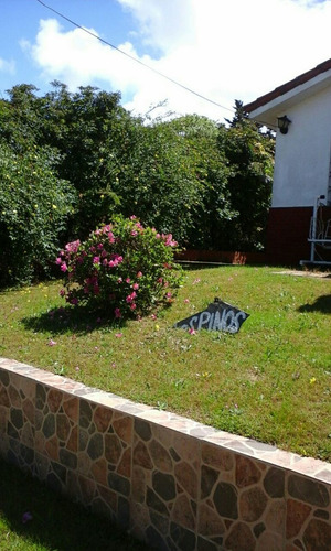 Hermosa Casa. 096 64 64 25