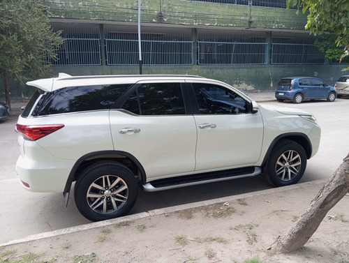 Toyota Hilux Sw4 2.8 Srx 177cv 4x4 7as At