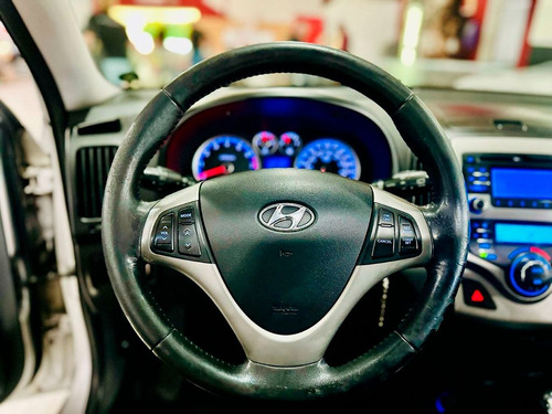Hyundai I30 CW 2.0 MPFI GLS 16V
