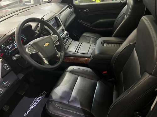 Chevrolet Suburban 5.4 Premier Piel 4x4 At