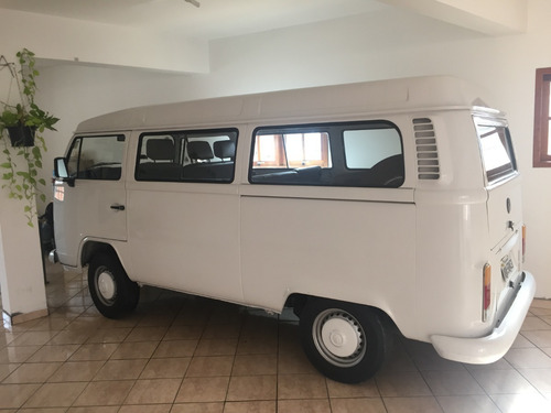 Imagem 6 de 8 de Volkswagen Kombi Standard