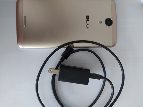 Celular Blu Studio M6