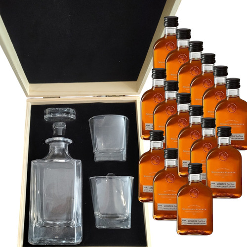 Whisky Botella Decantador 750ml Woodford 15u X50ml + 2 Vasos