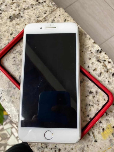 iPhone 8 Plus