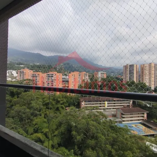 Apartamento En Arriendo En Envigado - Loma De Los Mesa Cod 68694
