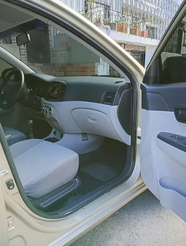 Hyundai Accent 1.4 Gls 4 p