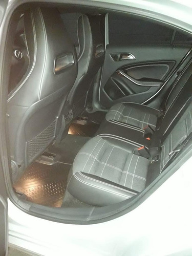 Imagen 6 de 8 de Mercedes-benz Clase A 1.6 A200 Urban 156cv 2016