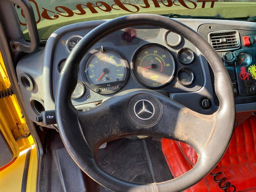 Imagem 4 de 5 de Mercedes Benz L 1620 2010/2011