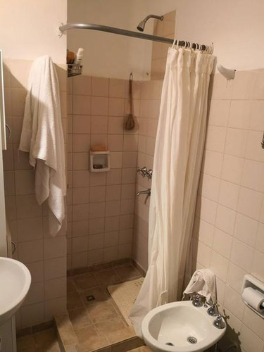 Imagen 21 de 23 de Casa De Dos Dormitorios, Un Baño, Escritorio, Amplio Jardin