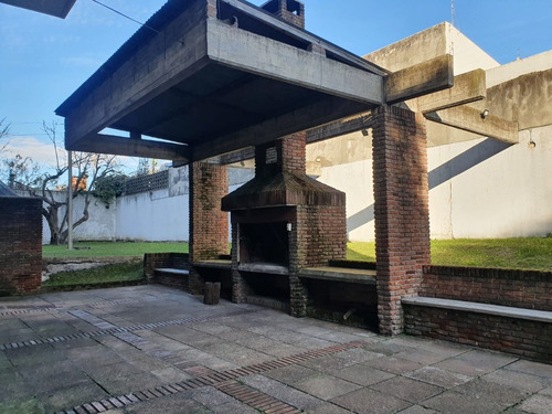 Imagen 15 de 16 de Inmobiliaria Rias Altas Vende Muy Lindo Y Seguro Apartamento Próximo A Garzón