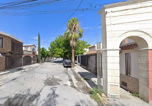 Casa En Venta En Portal Del Quijote Th*