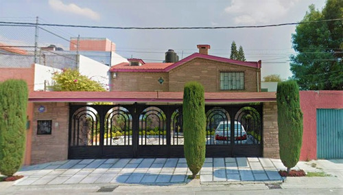 Casa En Las Arboledas, Remate Bancario.