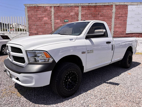 RAM Ram 1500 5.7 Cabina Sencilla 4x4