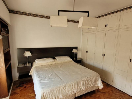 Imagen 7 de 20 de Departamento De Dos Dormitorios, Dos Baños, Excelente Estado, Pleno Centro