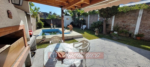 Imagen 19 de 23 de Casa En Venta En Villa Tesei