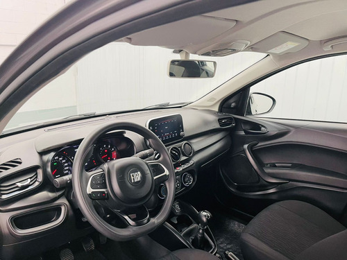 Fiat Cronos 1.3 Flex 4p