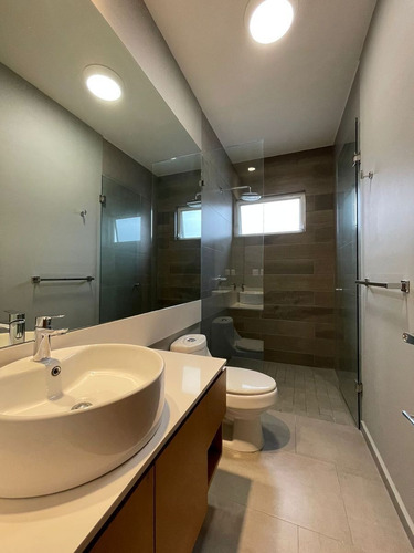 Imagen 13 de 26 de Departamento En Venta En Punto Dos En Plaza Del Sol.