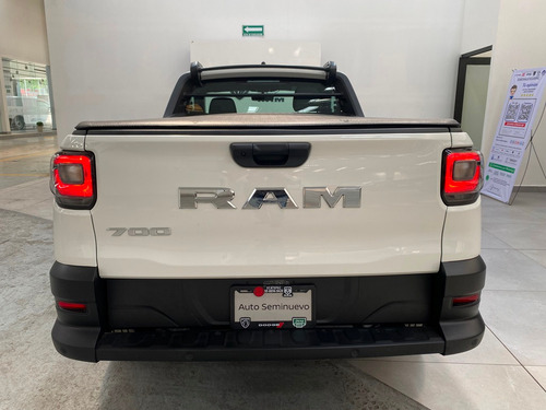 RAM 700 1.3 Big Horn Fwd