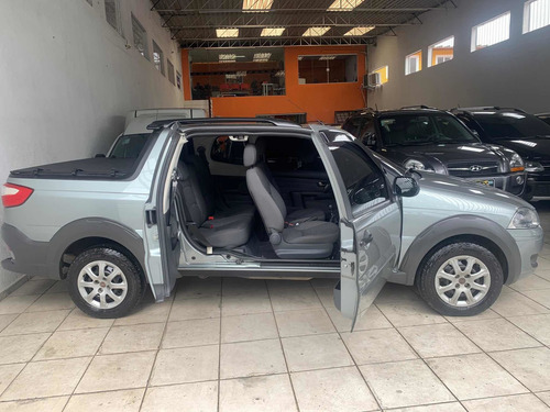 Imagem 8 de 12 de Fiat Strada 2016 1.6 16v Trekking Cab. Dupla Flex 3p