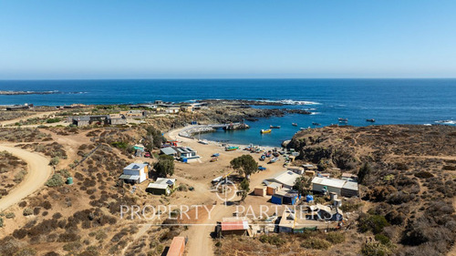 Casa De Ensueño Con Vista Despejada Al Mar En Excl...