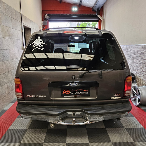 Ford Explorer 4.0 Xlt 4x2