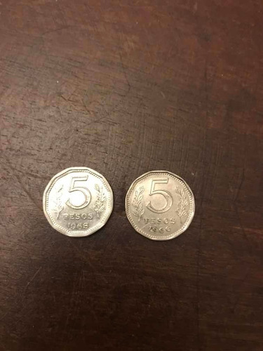 Monedas Argentinas (lote) - 5 Pesos - 1966 Y 1968