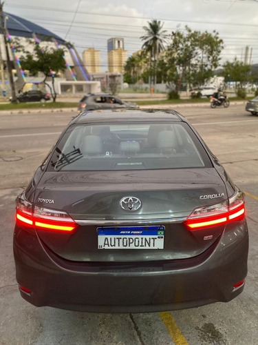Imagem 9 de 15 de Toyota Corolla 2018 1.8 16v Gli Upper Flex Multi-drive 4p