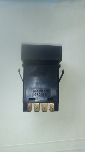Imagen 2 de 3 de Botón Switch Luz De Emergencia / Switch Luz Antinieblas Fox