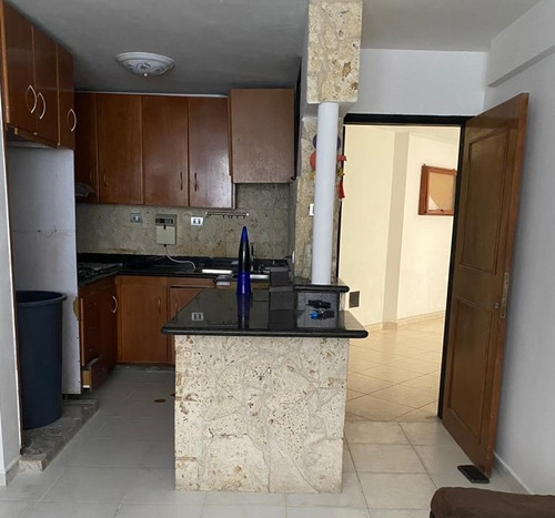 #aarah24-12119  Rent-a-house, Vende, Bello Apartamento En Planta Baja , Ubicado En Zona Privilegiada De La Ciudad De Barquisimeto, Lara