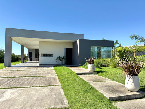 Casa Venta Barrio San Sebastian Area 12