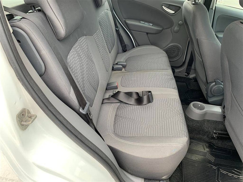 Fiat Palio 1.0 Mpi Attractive 8v Flex 4p Manual