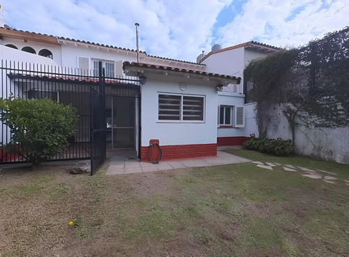 Casa En Venta De 3 Dormitorios - Garage - Jardin - En Barrio Parque Cornelio Saavedra