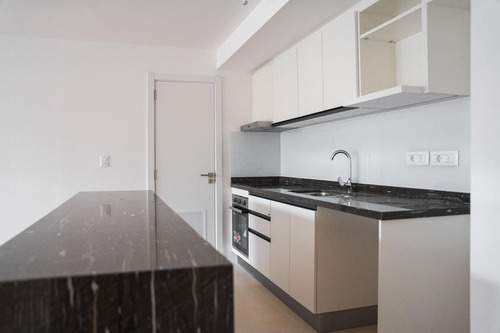 Imagen 4 de 12 de Apartamento Amplio 2 Dorms 3 Baños Malvín Playa Honda Altamira Rambla