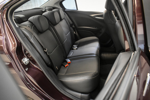 Fiat Cronos 1.8 16v Precision At6