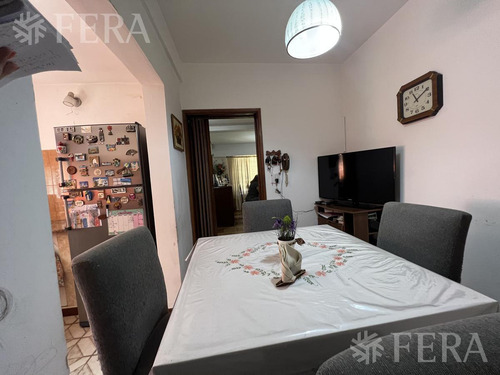 Venta Casa 3 Ambientes Con Cochera, Patio Con Parrilla Y Terraza En Wilde