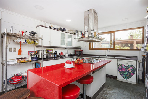 Parcela En Venta De 5 Dorm. Condominio, Chicureo