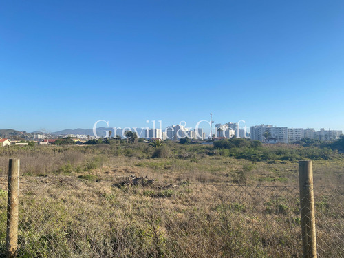 Paño Plano, Los Membrillos C/ Avda Pacif (94088)