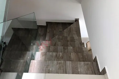 Venta De Casa Con Recámara En Planta Baja En Lomas De Angelópolis