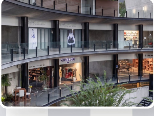 Local Comercial En Alquiler 70 M² En Plaza O2, San Pedro Garza García
