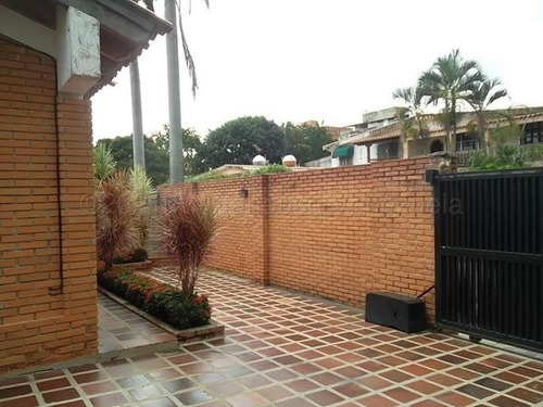 Imagen 16 de 21 de Casa En Venta Trigal Norte Valencia Carabobo 22-1786 Gerardo Guillen Rent-a-house