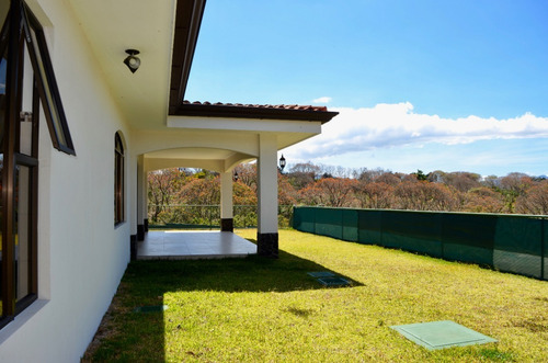 Imagen 19 de 20 de Espectacular Casa En Alquiler En San Isidro, Heredia