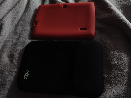 Funda Y Silicona Para Tablet