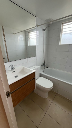 Cómodo Departamento De 3 Dormitorios En Condominio