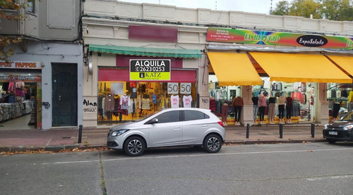 Arenal Grande Esq Constitución