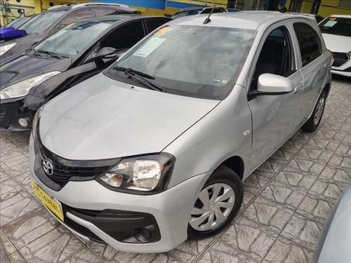 Toyota Etios 1.3 X 16v
