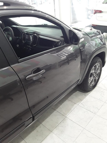 Imagen 11 de 25 de Fiat Strada Volcano Tomo Usado Permuta Buen Precio Dolar E