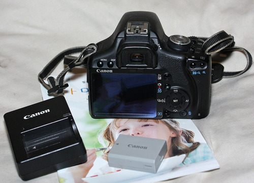 Canon Eos 500d T1i Body Exelente Opcion + Lente Negro